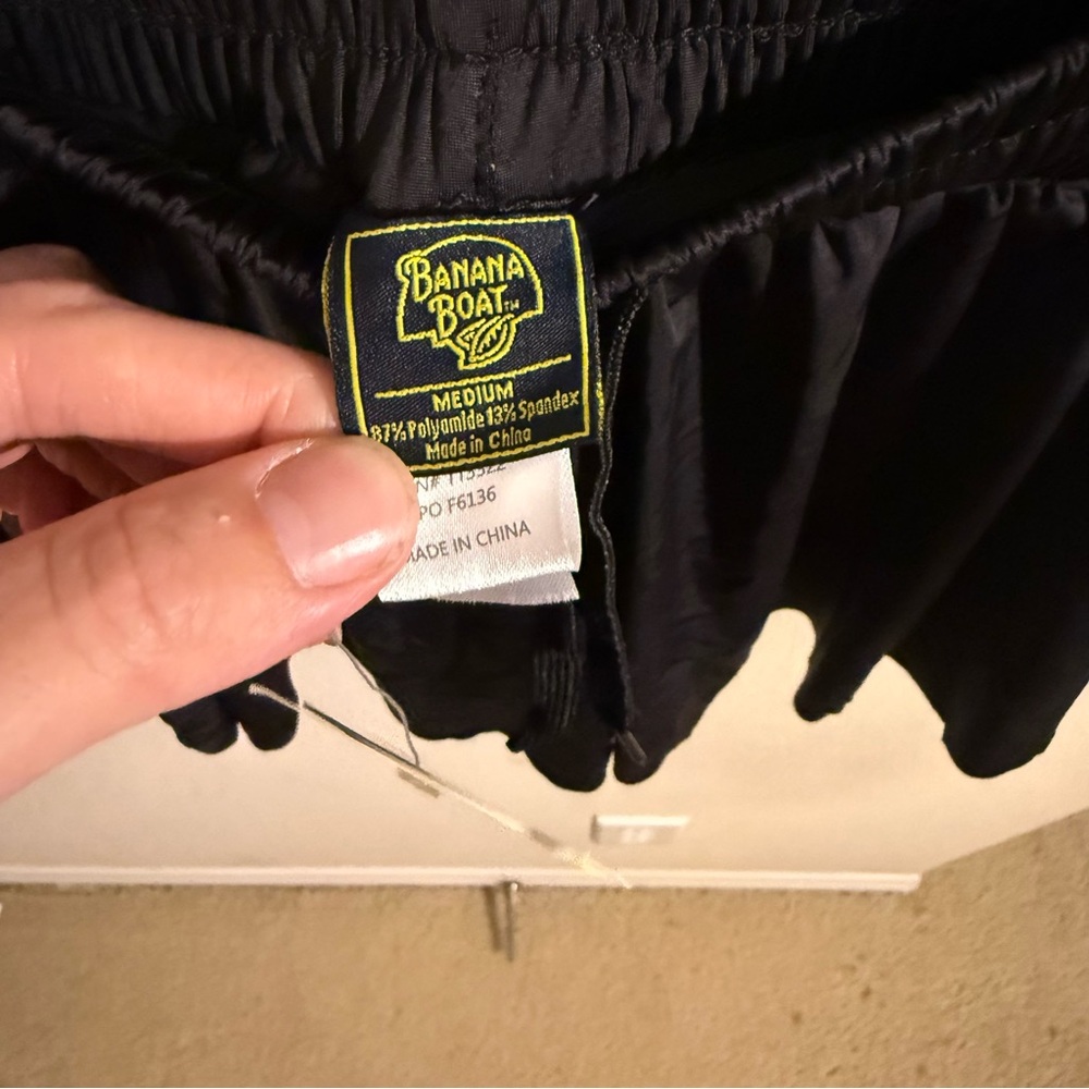 Banana Boat UPF 50+ Athletic Running Shorts Womens Medium NWT Black Flowy - Picture 2 of 7